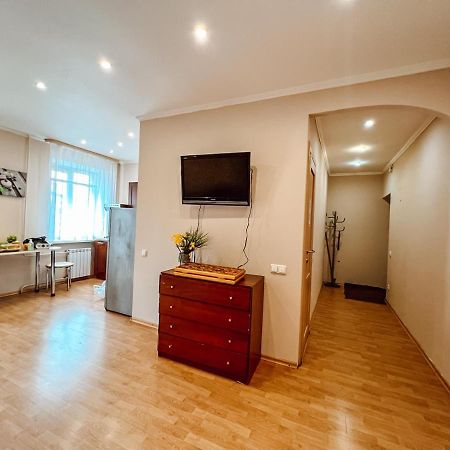 קייב Apartment On Baseina Street מראה חיצוני תמונה