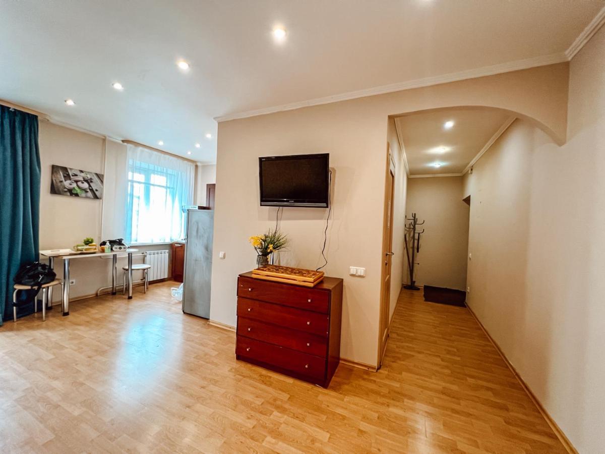 קייב Apartment On Baseina Street מראה חיצוני תמונה