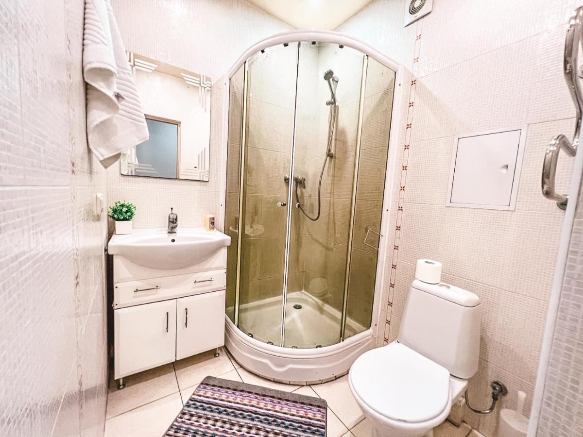 קייב Apartment On Baseina Street מראה חיצוני תמונה